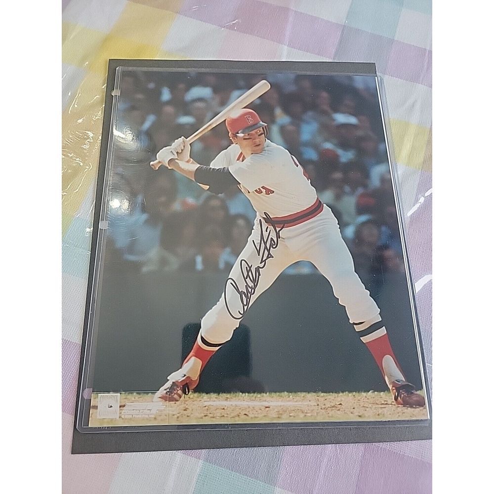 Carlton fisk Autographed 8x10 With Coa - Picture 1 of 4